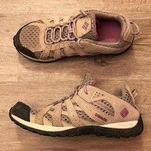 Columbia Techlite Tan/Purple Hiking Shoes - Size 7.5